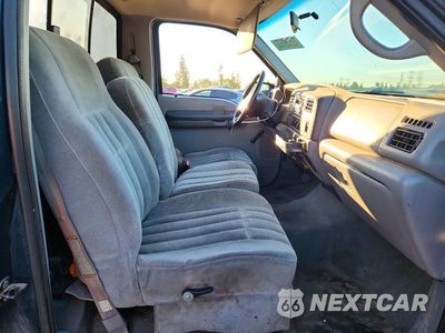 Zdjęcie 10 z 12 samochodu: 1999 FORD F250 SUPER DUTY VIN:1FTNF20LXXEB36692 - miniatura