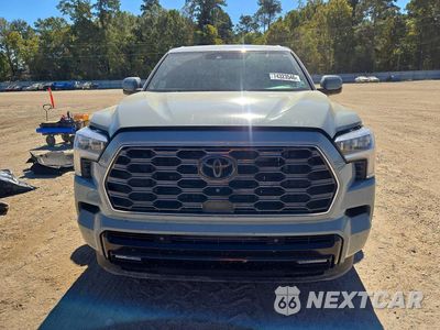 Piąte zdjęcie samochodu w środku: 2025 TOYOTA SEQUOIA PLATINUM VIN:7SVAAABA5SX053760 - miniatura