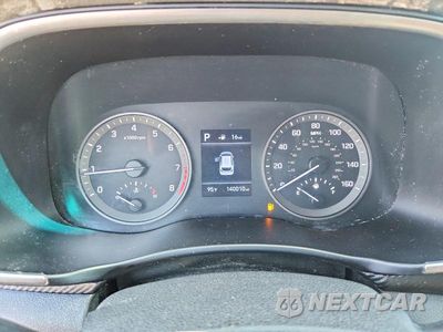 Zdjęcie 9 z 12 samochodu: 2019 HYUNDAI TUCSON SE VIN:KM8J23A40KU943496 - miniatura
