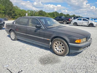 Czwarte zdjęcie samochodu z boku: 2000 BMW 740 IL VIN:WBAGH8345YDP14843 - miniatura