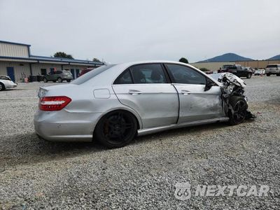 Trzecie zdjęcie samochodu z tyłu: 2012 MERCEDES-BENZ E 63 AMG VIN:WDDHF7EB3CA626523 - miniatura