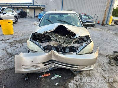 Piąte zdjęcie samochodu w środku: 2004 TOYOTA CAMRY VIN:4T1BE32KX4U834152 - miniatura