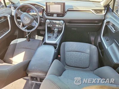 Zdjęcie 8 z 14 samochodu: 2020 TOYOTA RAV4 XLE VIN:2T3W1RFV1LW076888 - miniatura