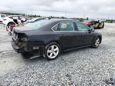 Trzecie zdjęcie samochodu z tyłu: 2012 VOLKSWAGEN PASSAT SE VIN:1VWBP7A39CC023315 - miniatura