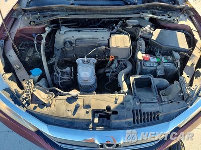 Zdjęcie 11 z 12 samochodu: 2017 HONDA ACCORD EX VIN:1HGCR2F77HA192981 - miniatura