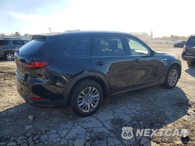 Trzecie zdjęcie samochodu z tyłu: 2025 MAZDA CX-90 PREFERRED VIN:JM3KKBHD1S1234707 - miniatura