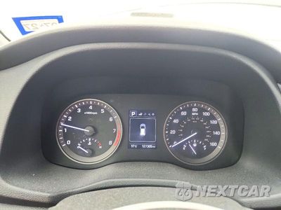 Zdjęcie 9 z 13 samochodu: 2018 HYUNDAI TUCSON SE VIN:KM8J23A48JU836078 - miniatura