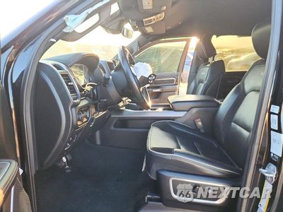 Zdjęcie 7 z 12 samochodu: 2023 RAM 1500 LARAMIE VIN:1C6SRFJT6PN542430 - miniatura