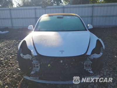 Piąte zdjęcie samochodu w środku: 2018 TESLA MODEL 3 VIN:5YJ3E1EB5JF117767 - miniatura