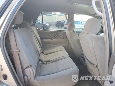 Zdjęcie 11 z 13 samochodu: 2005 TOYOTA SEQUOIA SR5 VIN:5TDBT44A55S254222 - miniatura