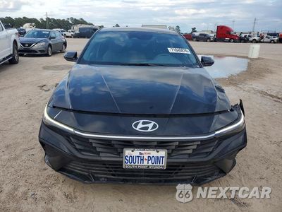 Piąte zdjęcie samochodu w środku: 2026 HYUNDAI ELANTRA SE VIN:KMHLL4DG1TU217374 - miniatura
