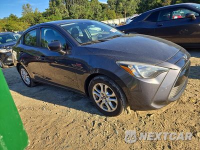 Czwarte zdjęcie samochodu z boku: 2017 TOYOTA YARIS IA BASE VIN:3MYDLBYV1HY159536 - miniatura