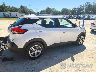 Trzecie zdjęcie samochodu z tyłu: 2019 NISSAN KICKS S VIN:3N1CP5CU4KL518965 - miniatura