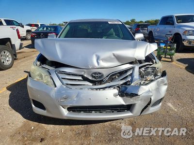 Piąte zdjęcie samochodu w środku: 2010 TOYOTA CAMRY LE VIN:4T4BF3EK0AR071066 - miniatura
