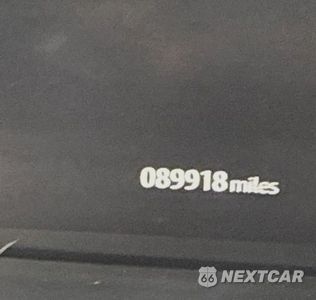 Zdjęcie 8 z 10 samochodu: 2018 LAND ROVER DISCOVERY HSE LUXURY VIN:SALRT2RV6JA069235 - miniatura