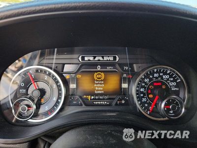 Zdjęcie 9 z 12 samochodu: 2020 RAM 1500 LARAMIE VIN:1C6SRFJM2LN418139 - miniatura