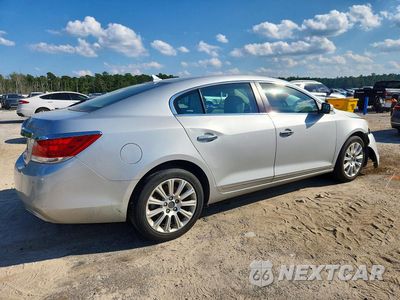 Trzecie zdjęcie samochodu z tyłu: 2013 BUICK LACROSSE VIN:1G4GC5E32DF192574 - miniatura