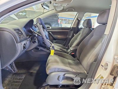 Zdjęcie 7 z 12 samochodu: 2007 VOLKSWAGEN RABBIT VIN:WVWCR71K37W084978 - miniatura