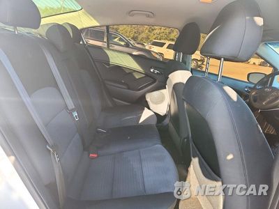 Zdjęcie 10 z 12 samochodu: 2014 KIA FORTE LX VIN:KNAFX4A67E5217309 - miniatura