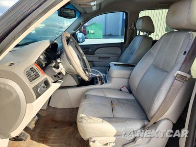 Zdjęcie 7 z 13 samochodu: 2013 GMC YUKON SLT VIN:1GKS1CE00DR225055 - miniatura