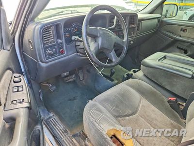Zdjęcie 8 z 13 samochodu: 2003 CHEVROLET SILVERADO K1500 VIN:2GCEK19V831181412 - miniatura