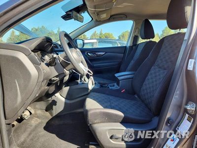 Zdjęcie 7 z 12 samochodu: 2019 NISSAN ROGUE SPORT SV VIN:JN1BJ1CP4KW525201 - miniatura