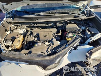 Zdjęcie 11 z 12 samochodu: 2018 TOYOTA RAV4 XLE VIN:JTMWFREV5JJ153275 - miniatura