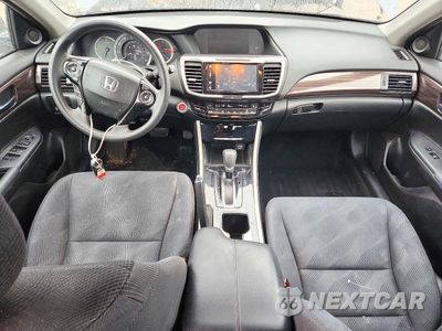 Zdjęcie 8 z 13 samochodu: 2016 HONDA ACCORD EX VIN:1HGCR2F74GA180902 - miniatura