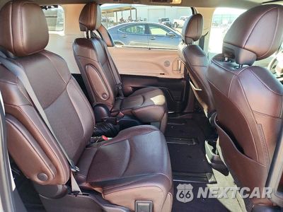 Zdjęcie 11 z 13 samochodu: 2022 TOYOTA SIENNA PLATINUM 7-PASSENGER VIN:5TDESKFC8NS040828 - miniatura