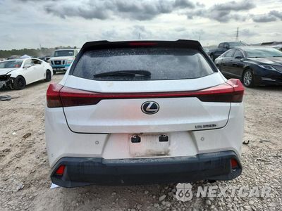 Zdjęcie 6 z 13 samochodu: 2021 LEXUS UX 250H VIN:JTHP9JBH3M2041454 - miniatura