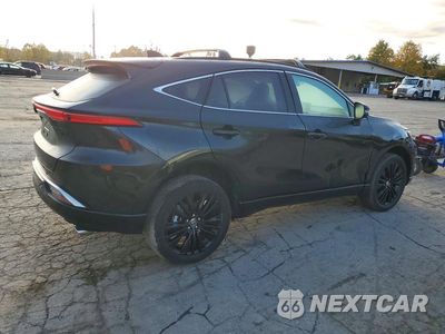 Trzecie zdjęcie samochodu z tyłu: 2024 TOYOTA VENZA NIGHTSHADE EDITION VIN:JTEAAAAH2RJ185540 - miniatura