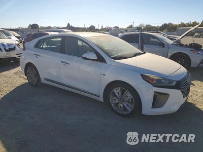 Czwarte zdjęcie samochodu z boku: 2017 HYUNDAI IONIQ LIMITED VIN:KMHC05LC7HU026949 - miniatura