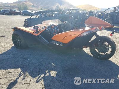 Trzecie zdjęcie samochodu z tyłu: 2015 POLARIS SLINGSHOT SL VIN:57XAAPFA8F5105995 - miniatura