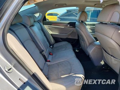 Zdjęcie 10 z 12 samochodu: 2017 HYUNDAI SONATA SPORT VIN:5NPE34AF0HH518079 - miniatura