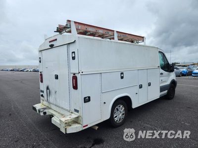 Trzecie zdjęcie samochodu z tyłu: 2018 FORD TRANSIT T-250 VIN:1FDYR5PM1JKB21085 - miniatura