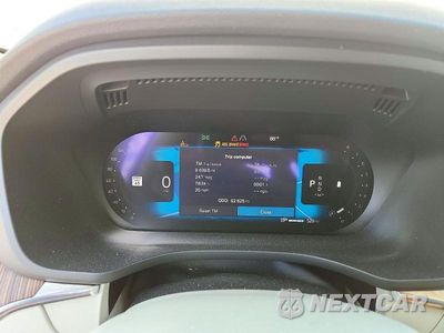 Zdjęcie 9 z 13 samochodu: 2022 VOLVO XC60 B5 MOMENTUM VIN:YV4L12DK0N1950150 - miniatura