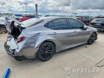 Trzecie zdjęcie samochodu z tyłu: 2025 TOYOTA CAMRY SE VIN:4T1DAACK5SU650385 - miniatura