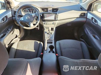 Zdjęcie 8 z 12 samochodu: 2019 NISSAN SENTRA S VIN:3N1AB7AP2KY203759 - miniatura
