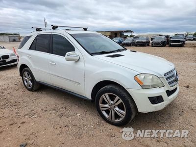 Czwarte zdjęcie samochodu z boku: 2010 MERCEDES-BENZ ML 350 4MATIC VIN:4JGBB8GB0AA571780 - miniatura