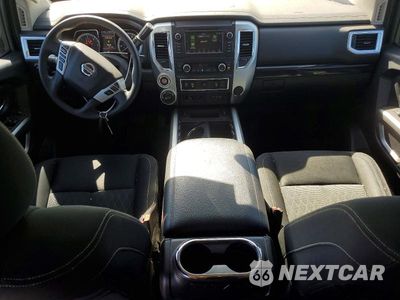 Zdjęcie 8 z 12 samochodu: 2019 NISSAN TITAN XD SV VIN:1N6BA1F42KN508771 - miniatura