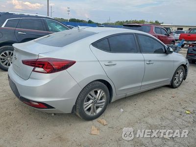 Trzecie zdjęcie samochodu z tyłu: 2019 HYUNDAI ELANTRA VALUE EDITION VIN:KMHD84LF6KU875480 - miniatura