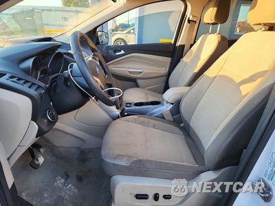 Zdjęcie 7 z 12 samochodu: 2016 FORD ESCAPE SE VIN:1FMCU9GX4GUA68969 - miniatura