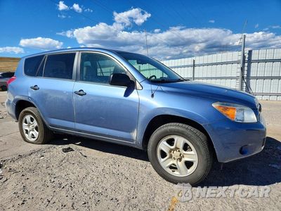 Czwarte zdjęcie samochodu z boku: 2008 TOYOTA RAV4 BASE VIN:JTMBK33V886030688 - miniatura