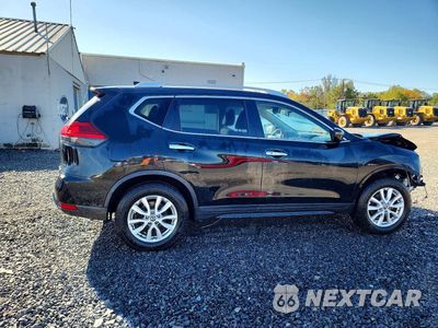 Trzecie zdjęcie samochodu z tyłu: 2017 NISSAN ROGUE SV VIN:KNMAT2MV7HP519997 - miniatura