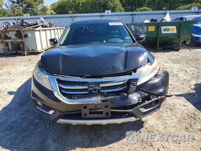 Piąte zdjęcie samochodu w środku: 2013 HONDA CROSSTOUR EXL VIN:5J6TF2H52DL005979 - miniatura