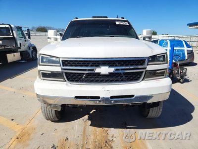 Piąte zdjęcie samochodu w środku: 2006 CHEVROLET SILVERADO K2500 HEAVY DUTY VIN:1GCHK23216F102662 - miniatura