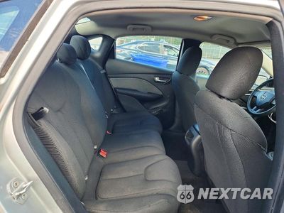 Zdjęcie 10 z 13 samochodu: 2013 DODGE DART SE VIN:1C3CDFAA0DD258761 - miniatura