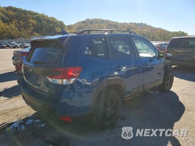 Trzecie zdjęcie samochodu z tyłu: 2022 SUBARU FORESTER WILDERNESS VIN:JF2SKAMC7NH426761 - miniatura