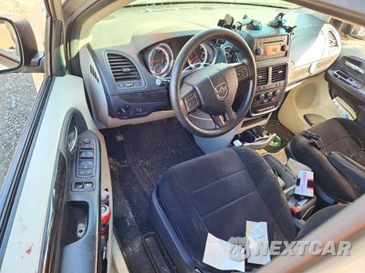 Zdjęcie 8 z 13 samochodu: 2013 DODGE GRAND CARAVAN SXT VIN:2C4RDGCG2DR522119 - miniatura