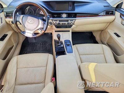 Zdjęcie 8 z 13 samochodu: 2015 LEXUS ES 350 VIN:JTHBK1GG4F2195947 - miniatura